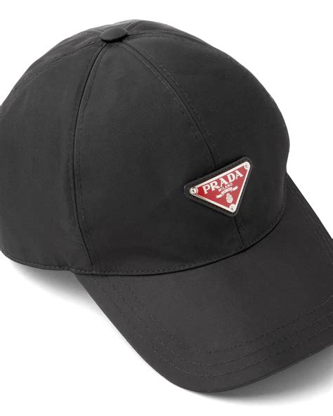 Prada: Cappelli uomo 